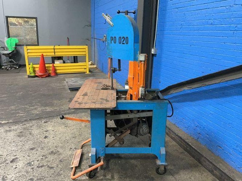 11.5” Vertical Band Saw