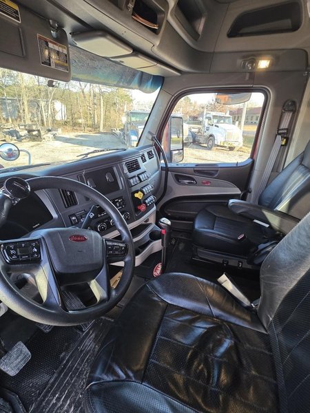 2022 Peterbilt 567 Stock #804173