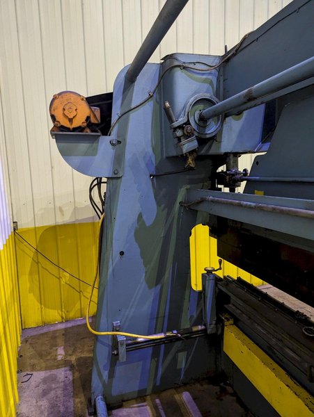 55 TON X 12' CHICAGO D &amp; K MODEL #1012-B AIR CLUTCH MECHANICAL PRESS BRAKE: STOCK #19216