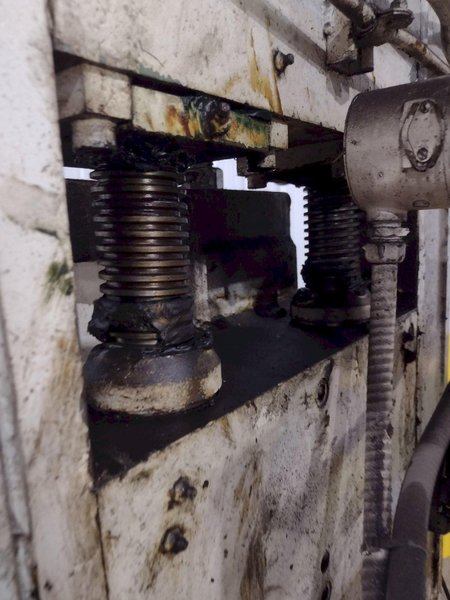 MAUST 60x1-1/4 17-ROLL 6-HIGH BACKED UP PRECISION LEVELER (14453)