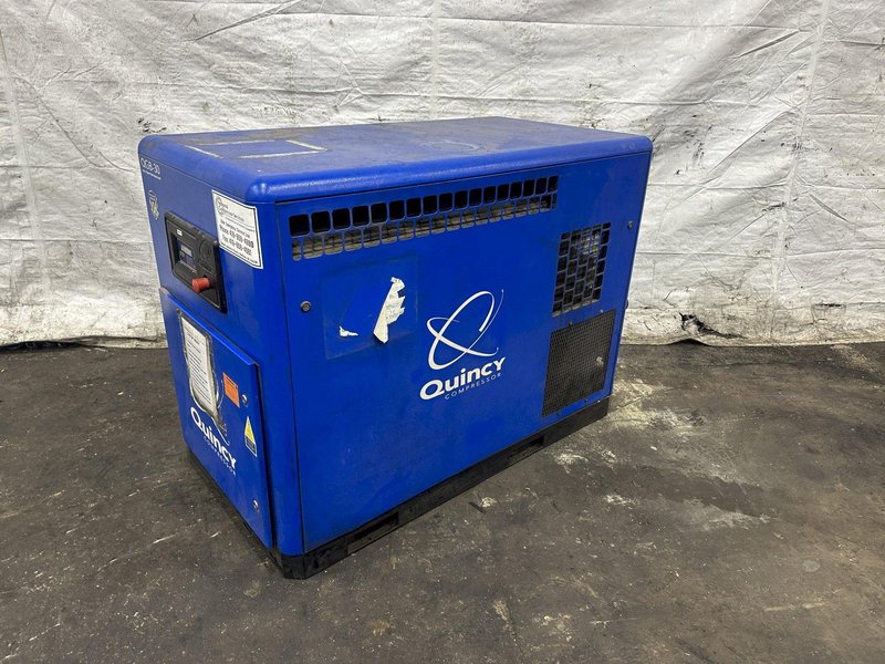 30 HP QUINCY ROTARY SCREW AIR COMPRESSOR: STOCK #79314