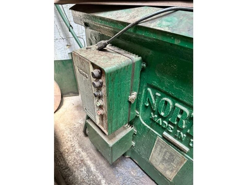 15&quot; X 40&quot; NORTON PLAIN CYLINDRICAL GRINDER: YOBRO #23832