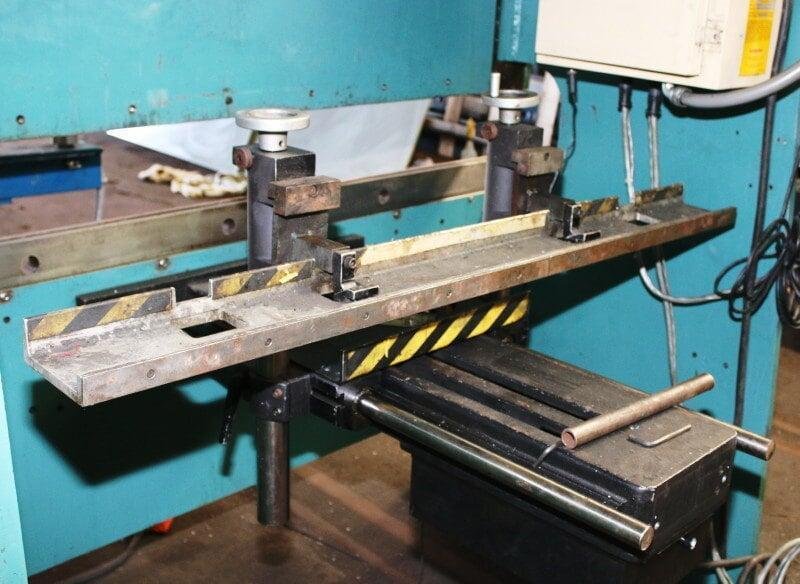 1990 Wysong H-4702 Hydra-Mechanical Press Brake (#5436)