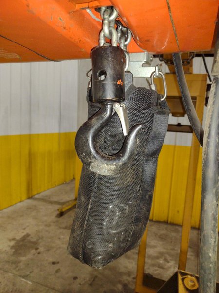 1 TON X 12&#039; X 7&#039; GORBEL FREE STANDING JIB CRANE W/ 1 TON CM LODESTAR ELECTRIC CHAIN HOIST: STOCK #23675