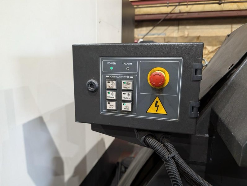 Hyundai Wia L300LMC CNC Lathe, 2018 – Live Tooling, Box Ways, Tailstock, C-Axis, Chip Conveyor
