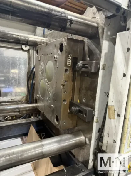 230 TON 14 OZ VAN DORN INJECTION MOLDING MACHINE MODEL 230HT MFG NEW IN 2001