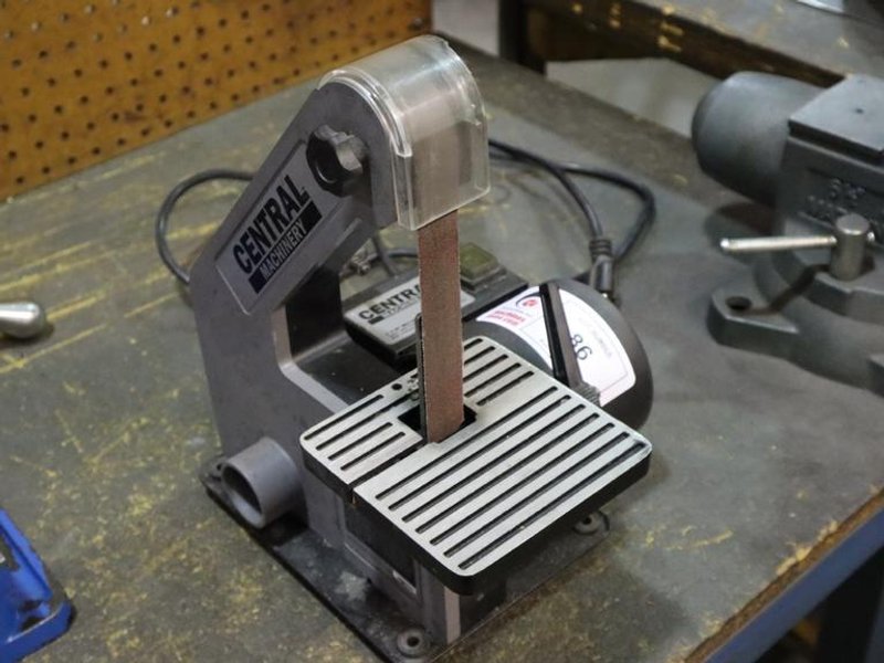 Central 1&quot; Belt Sander, Bench Model, Single Phase- Auction Item