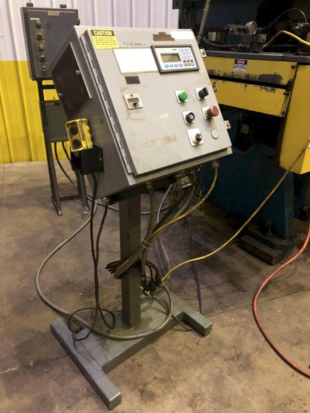 24" X .070" Dallas Model DRFE-324 PROGRAMMABLE SERVO PRESS FEEDER: STOCK 16272