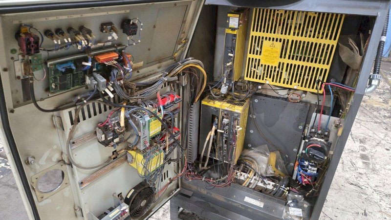 FANUC R2000IB/210F W/ R-30IA Controls USED