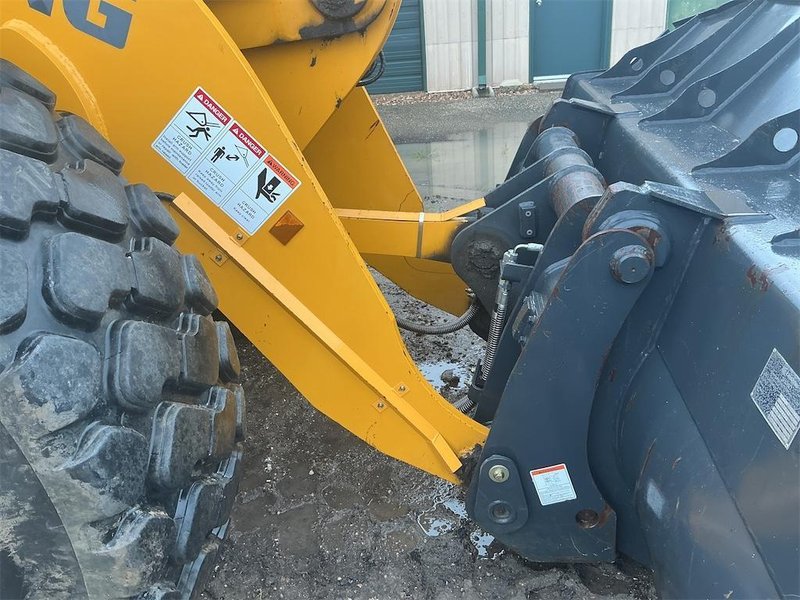 2023 LIUGONG 838 HV