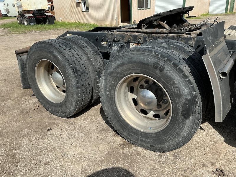 2020 Peterbilt 389 1XPXD49X5LD648486