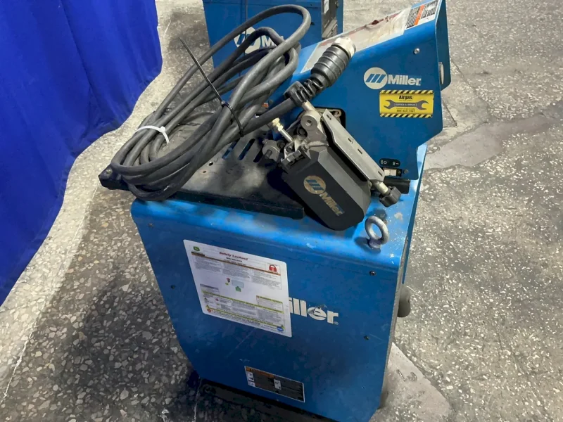 Miller  450 A  Welder  - Axcess 450