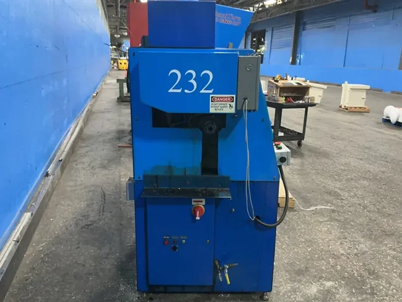 Omniturn CNC Machines CNC Lathe - Gt-75 5hp