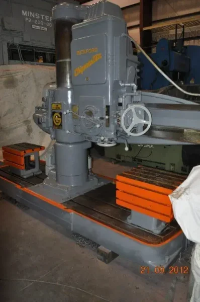 CINCINNATI BICKFORD RADIAL ARM DRILL 4&#039; X 13&quot;, MODEL 953-64 CHIP MASTER,...