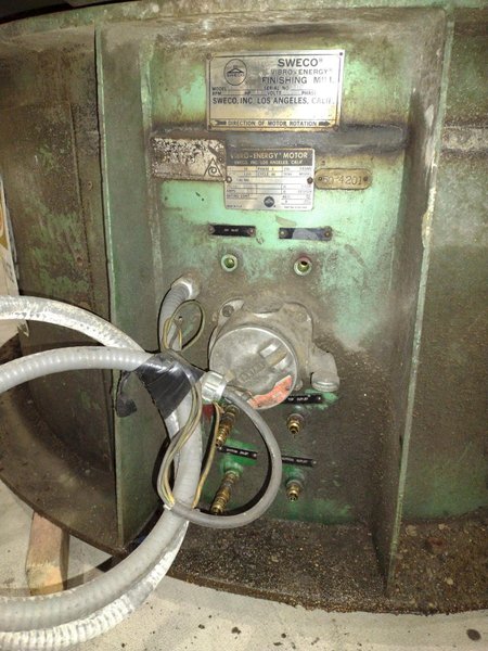 24 FT X 72&quot; SWECO MODEL #FMD-24LR ROTARY BOWL VIBRATORY PARTS DEBURRING FINISHER: STOCK #20082