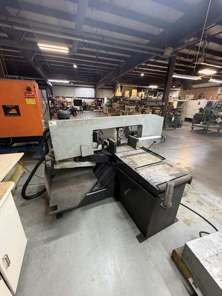 Hyd-Mech Model S-20 Horizontal Pivot Bandsaw