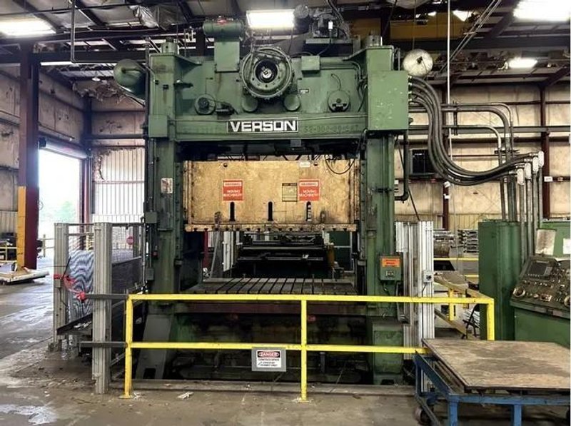 1990 - 300 ton Capacity VERSON S2-300-96-54t Straight Side Mechanical Press For Sale