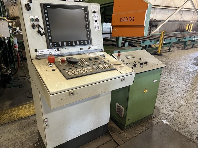 Peddinghaus PCD 1100/3B Advantage CNC 3-Spindle Beam Drill, 2015 – Peddinghaus Saw Bundle