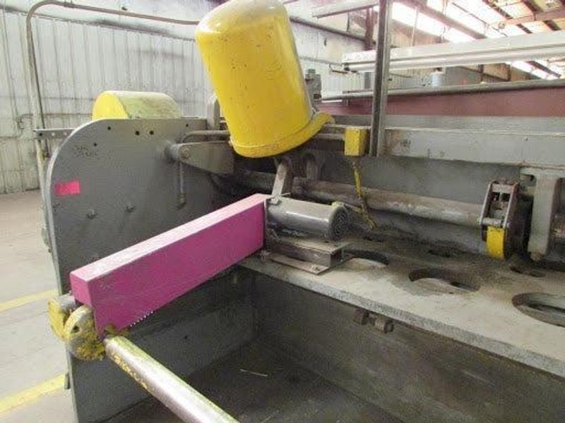 3/16” x 12′ Cincinnati Shear Model 1412, Front Operated Power Back Gauge, Squaring Arm
