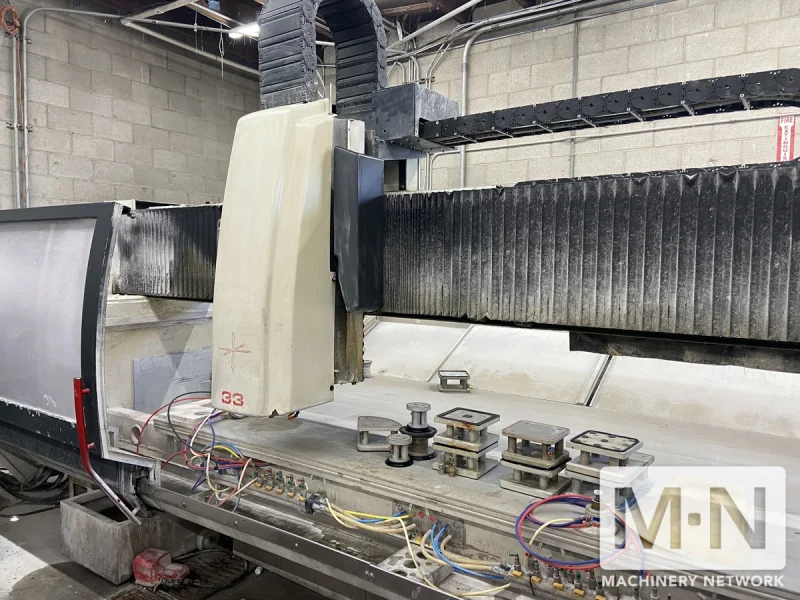 2005 INTERMAC MASTER 33M MACHINING CENTER