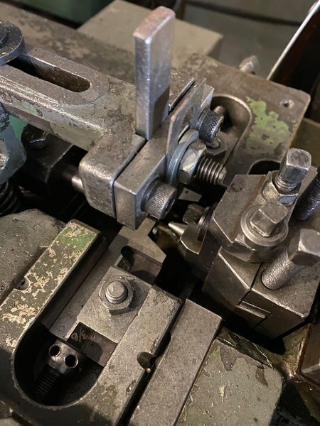 Buendgens Model USS Precision Cutoff Pin Machine