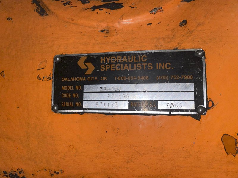 HYDRAULIC SPECIALISTS MODEL 7R 200 MOTOR: STOCK #14245