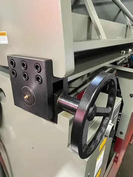 NEW 12' X 14 GAUGE GMC MODEL HBB-1214 HYDRAULIC BOX AND PAN BRAKE