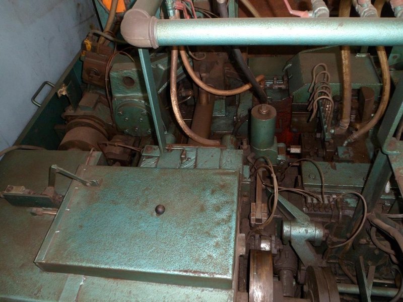 NEDSCHROEF #MW-32, HI-SPEED HOT NUT FORMER