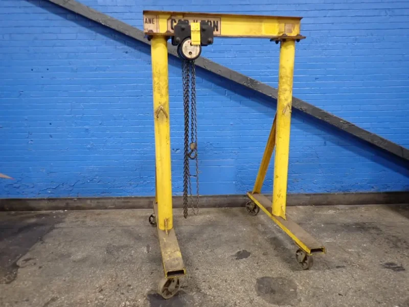 CHESTER 1/2 TON CHAIN HOIST  -  A.M.
