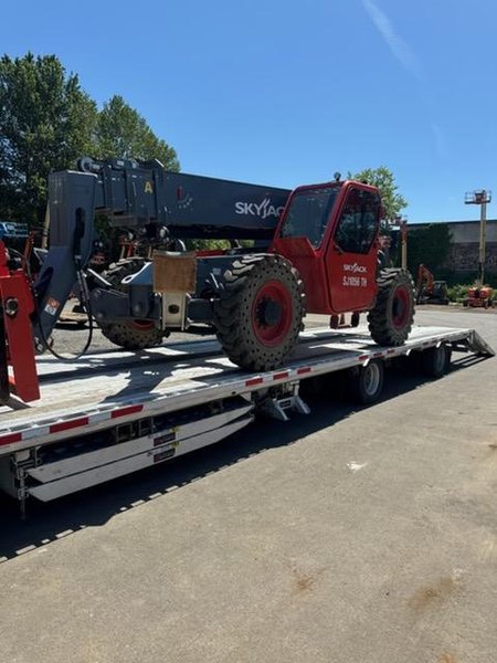 Skyjack SJ1056TH Telehandler Forklift, 2023 – 10,000 lb Capacity, 56′ Reach, 4×4 Rough Terrain Telescopic Handler