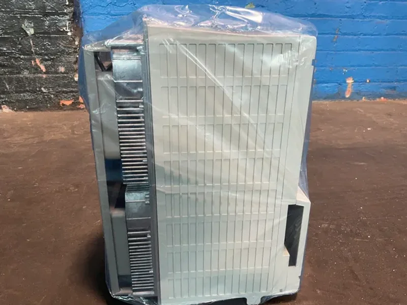 Mitsubishi 9 Kw Servo Drive Unit - Mds-c1-v1-90-n