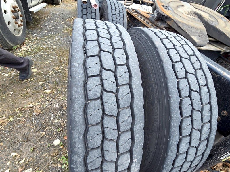 Kenworth T680 Sleeper Truck, 2016 – Paccar MX-13, Eaton Auto