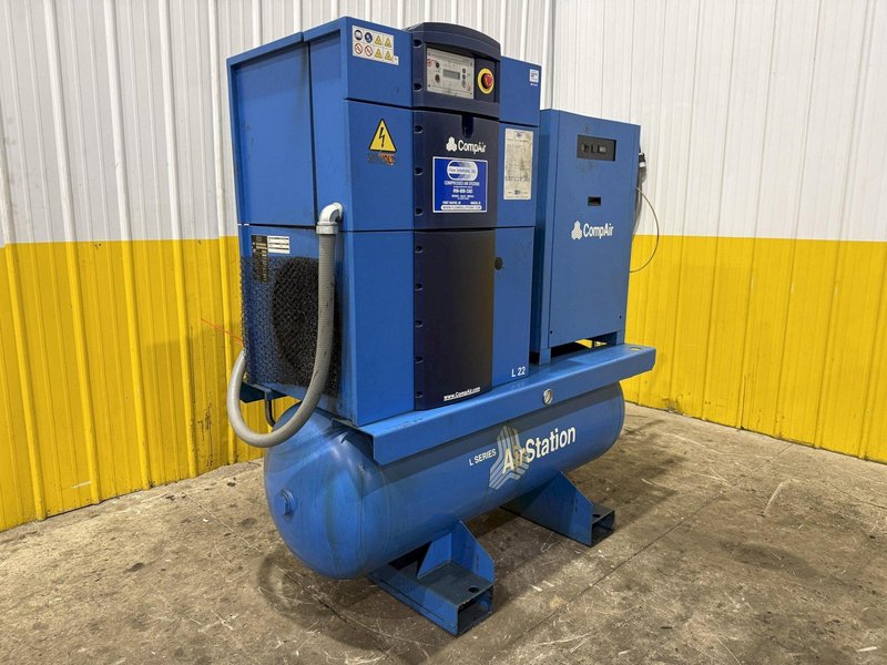 20 HP COMPAIR MODEL #LFR2A ROTARY SCREW AIR COMPRESSOR WITH DRYER: YOBRO #25816