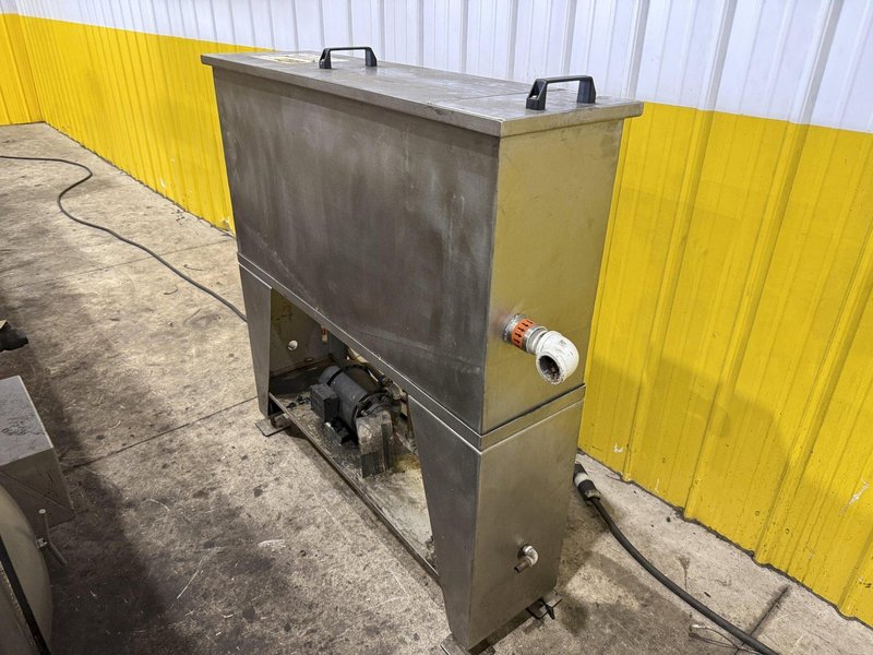 24" W X 10" H MIDBROOK MODEL #CYCLONE W/R/B0 STAINLESS STEEL BELT STYLE PARTS WASHER 2011: YOBRO #24811