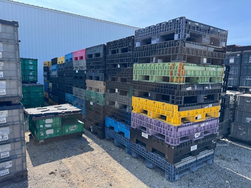 48 x 45 x 50 – 2,500 LBS. COLLAPSIBLE BULK PLASTIC CONTAINERS (QTY 10)