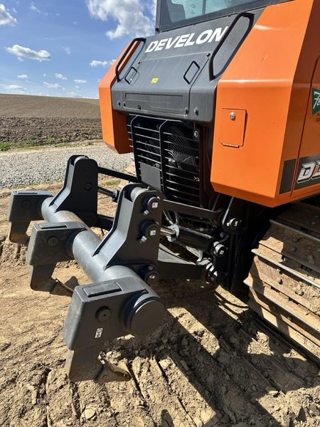Develon DD100 Dozer, 2023 – Low Hours