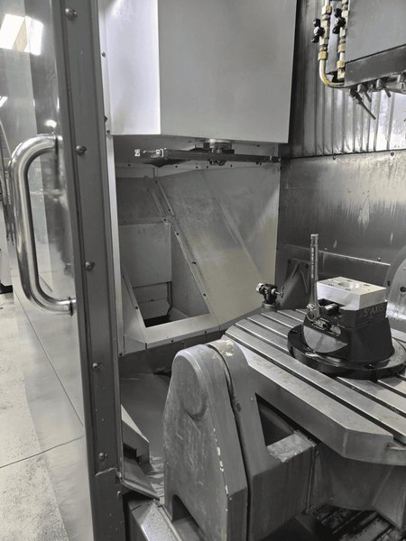 Haas UMC-750 5-Axis CNC Universal Machining Center – 12,000 RPM, 40 ATC, TSC, HSM Mill