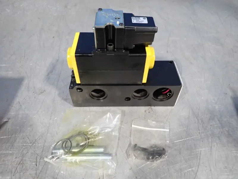 PARKER 150 PSI SOLENOID VALVE   -  HHB2087501L