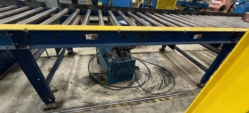 6,000# X 64&quot; X 31&#039; K&amp;S POWERED ROLLER CONVEYOR STOCK# 3959