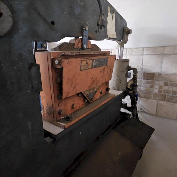 45 TON METALPRO MODEL 4500 FS TANDEM IRONWORKER SET. STOCK # 0560725.