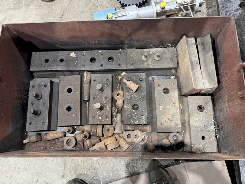 2 HOLE PRESS PUNCH DIE FOR SPLICE PLATES / MOUNTING BRACKETS: STOCK #23651