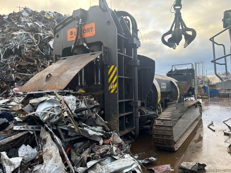 1250 TON LEFORT TRAX