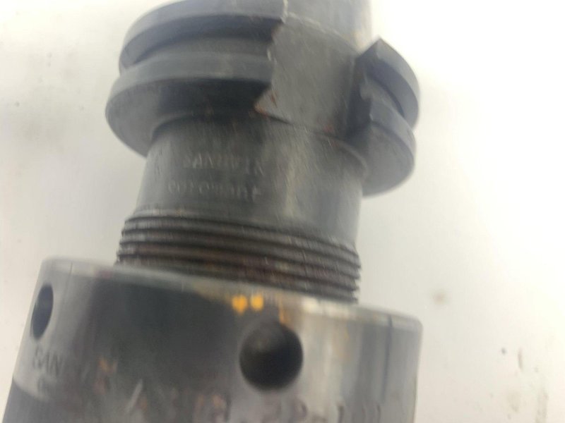 SANDVIK COROMANT 40MM TG100 CHUCK A393.22-100 (3" PROJECTION) STOCK #15504