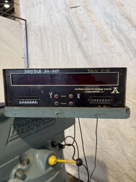 2 HP BRIDGEPORT SERIES 1 VERTICAL KNEE MILL. STOCK #1215025