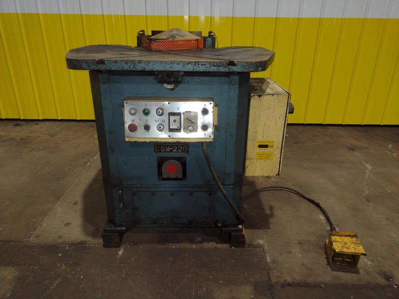 8&quot; X 8&quot; X 1/8&quot; AMADA MODEL #CSW-220 DUAL HEAD CORNER NOTCHER &amp; COPER: STOCK #10339