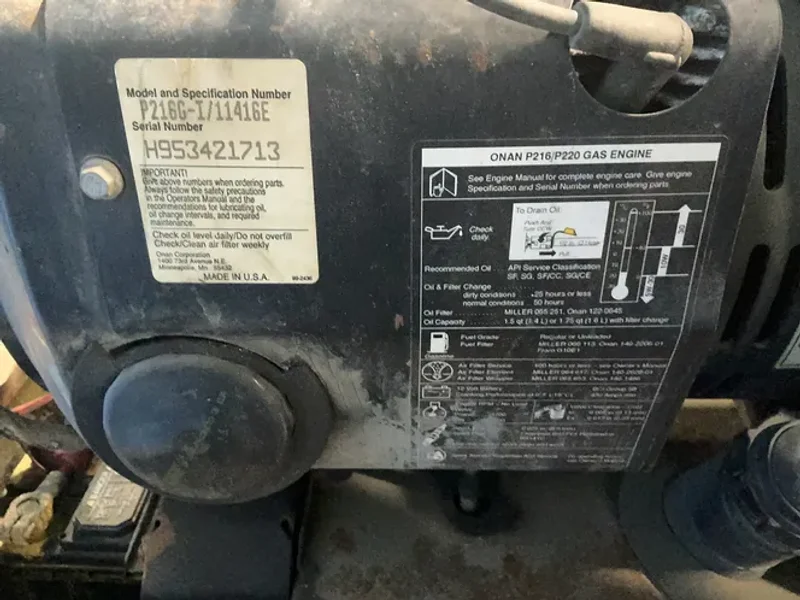 MILLER 70/35 A BOBCAT 225G PLUS WELDER/GENERATOR  -  BOBCAT 225G PLUS