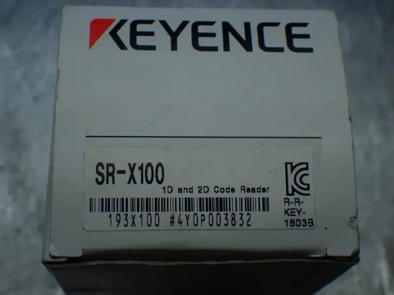 KEYENCE 1D AND 2D CODE READER  -  SR-X100