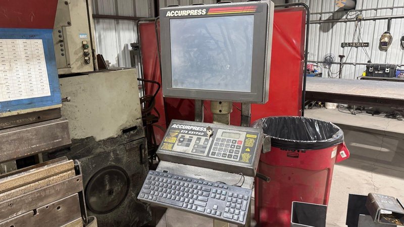 2013 Accurpress 725012 Hydraulic Press Brake (#5745)