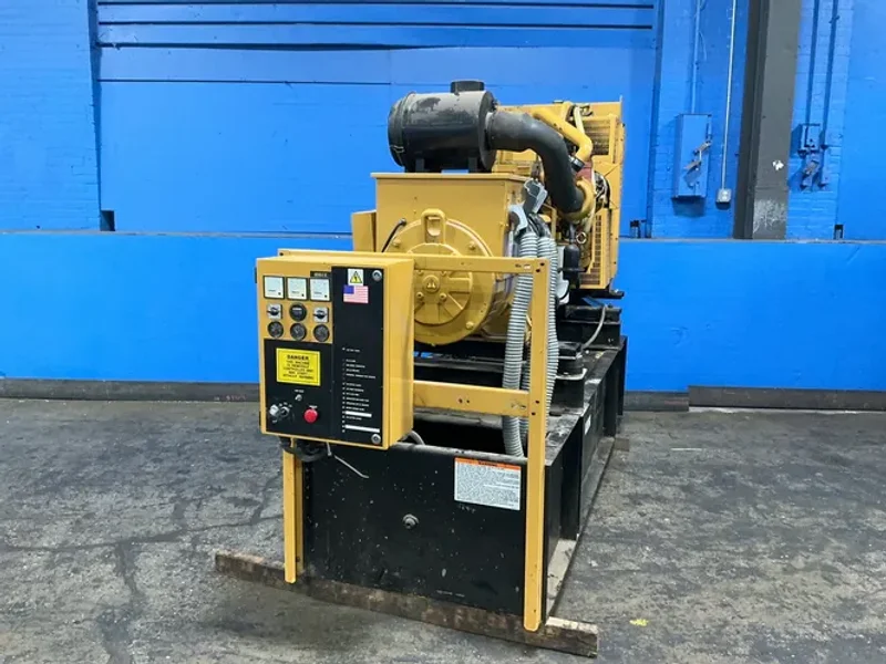 CATERPILLAR OLYMPIAN 150 KW / 268 GAL DIESEL GENERATOR   -  D150P2