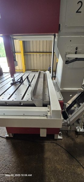 24.4″ x 50″ Behringer LPS-T Vertical Table Band Saw, 2022 – Cooling System